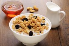 Zdravá versus nezdravá sladká snídaně